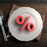 Inflație majoră în România: Prețurile urcă vertiginos, combustibilii scumpesc viața