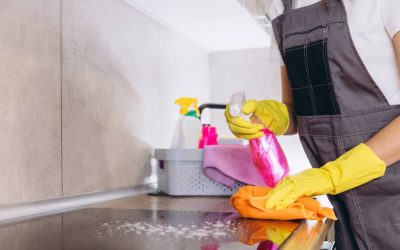 Cât de PERICULOASE sunt produsele de curățenie: Ce NU amesteci niciodată!