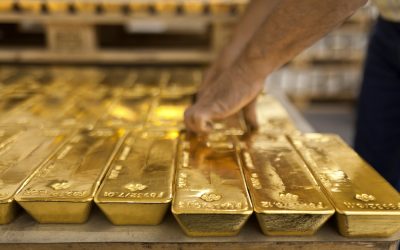 Aurul, la cote record – Băncile centrale vând. De ce sunt noile mișcări?