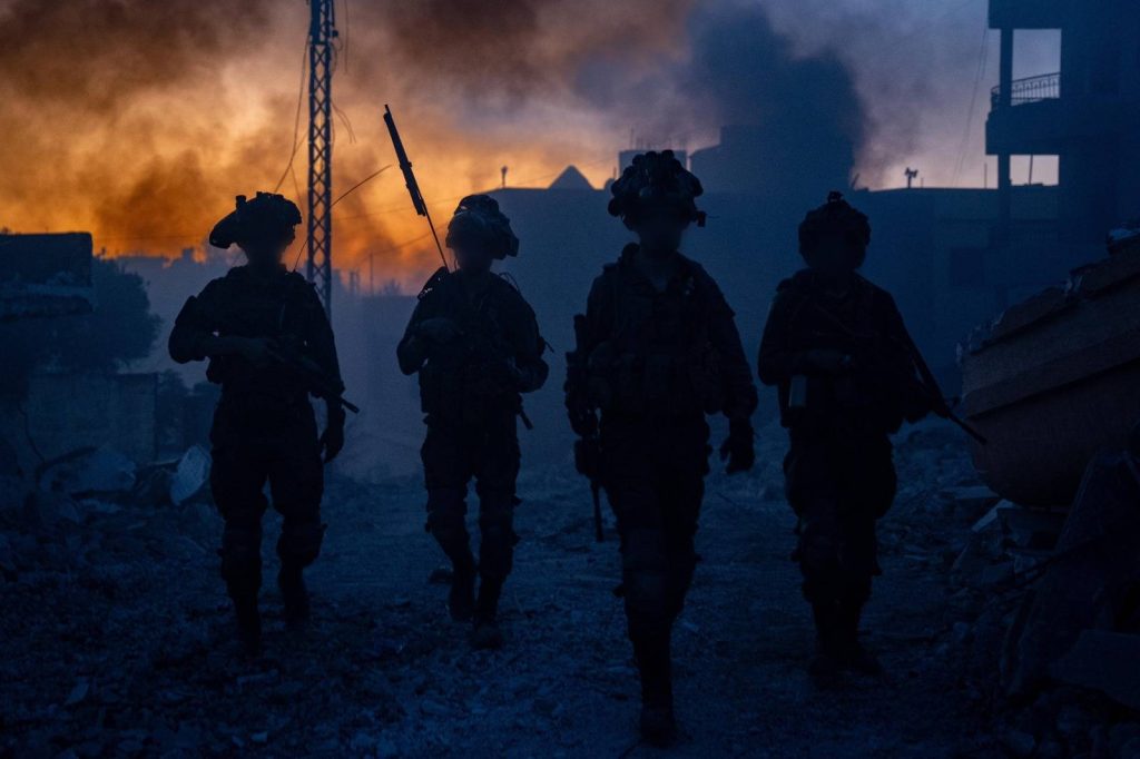 Militari ISRAELIENI, pedepsiți sever după ce au vandalizat o statuie a lui IISUS