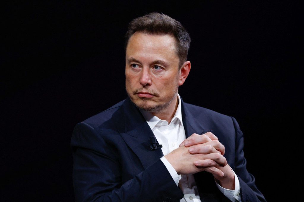 ELON Musk vrea să scape de ȘEFII OpenAI: Bătălie în instanță pentru viitorul inteligenței artificiale Omul de afaceri ELON Musk încearcă să obțină înlăturarea lui SAM ALTMAN din funcția de director executiv (CEO) al OpenAI și a lui GREG BROCKMAN din cea de președinte al companiei de inteligență artificială