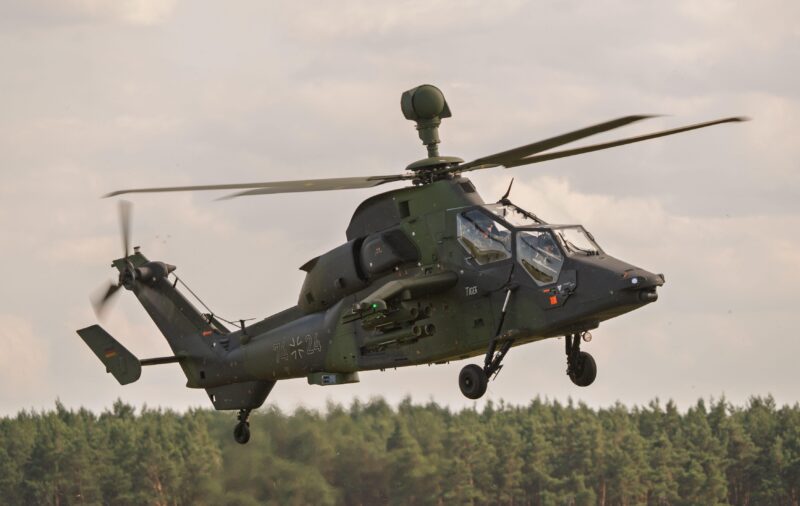 De ce au trimis SUA elicoptere apache în România: Explicații din presa internațională