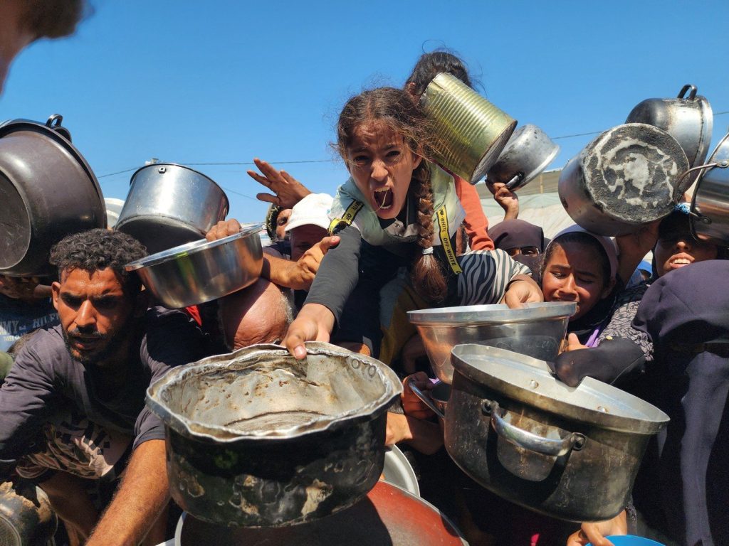 Creșterea accelerată a prețurilor la îngrășăminte și combustibil alimentează temerile privind o potențială criză alimentară la nivel global, pe fondul tensiunilor geopolitice accentuate în regiunea Golfului