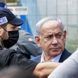 Gesturi obscene pentru premierul israelian, în direct din Spania