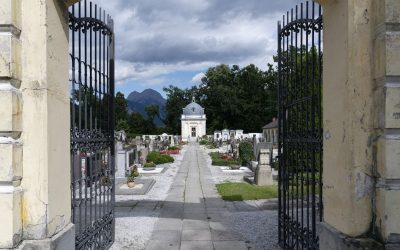 Profanări macabre în Austria: Hoți scot AUR din morți
