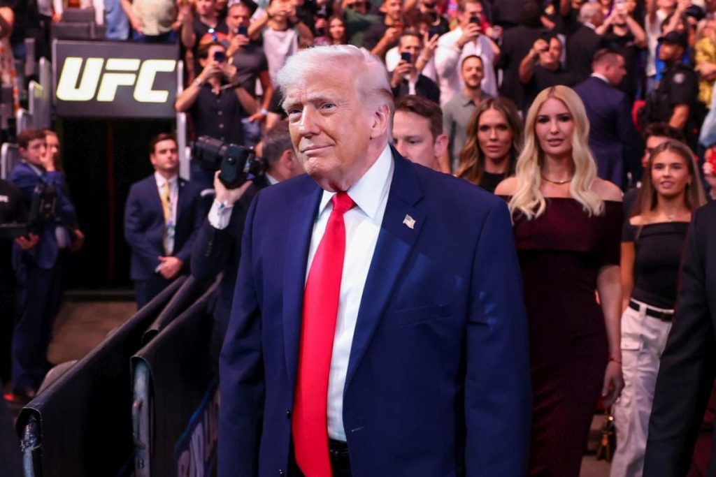 Trump, indiferent de eșecul cu Iranul, la UFC: „Câștigăm oricum”