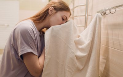 De ce miros urât prosoapele chiar după spălare? Soluții rapide și eficiente