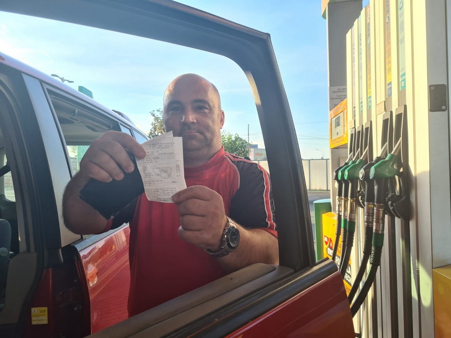 Scăderea prețurilor la pompă, cu întârziere: Anunțul ministrului Energiei