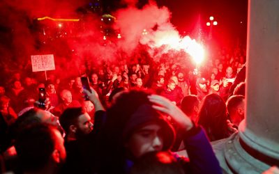 Reînarmare SERBĂ în fața „amenințărilor” din Albania, CROAȚIA și Kosovo. Naționalism pe fond de contestare internă