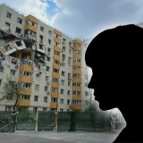 Adolescentă, AZVÂRLITĂ de la etajul 7 la 5, în infernul din Rahova