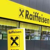Raiffeisen vrea o nouă bancă în România: Oferta de peste 500 mil. Euro. Cine e concurentul?