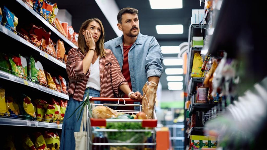 Inflație RECORD în România: Energie +57%, alimente +7% în martie!