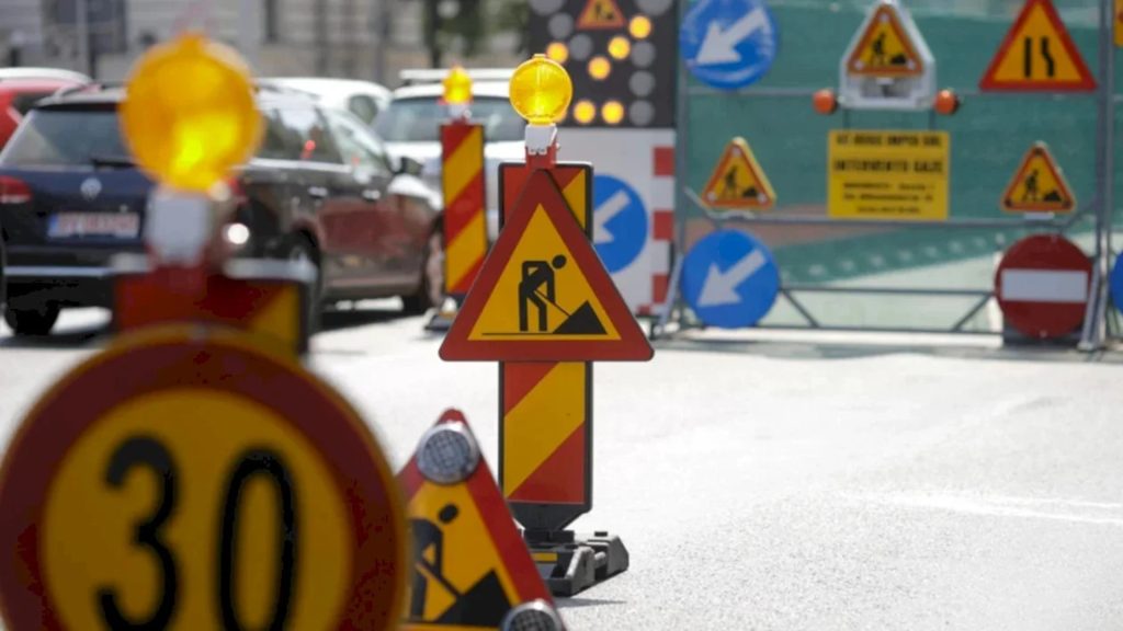 Restrictii majore pe tronsonul Basarabia – Pleșești: Tramvaiele blochează circulația!