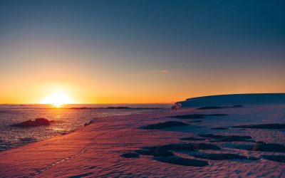 Antarctica, continentul înghețat, ascunde rezerve vaste de AUR, argint, cupru și fier, resurse care ar putea fi exploatate pe măsură ce gheața se topește
