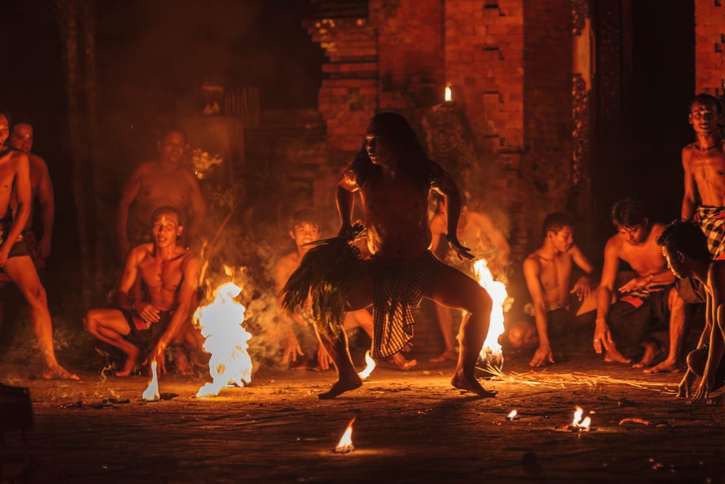 De ce ne schimbăm radical comportamentul pe timp de noapte: Mistere dezvăluite