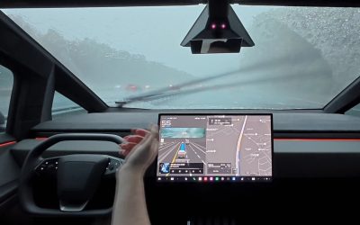 Tesla recunoaște intervenția umană la distanță pentru robotaxiuri Compania Tesla a dezvăluit detalii despre modul în care operatorii umani pot prelua temporar controlul asupra robotaxiurilor sale