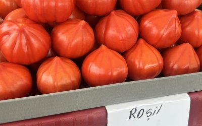 Roșiile, mai scumpe ca carnea, în Piața Obor, cu 4 zile înainte de Paște