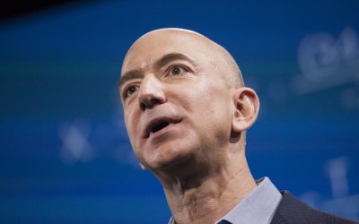 Bezos, SURPRINS CU SALARIU MIC! Cât câștigă ȘEFUL Amazon, dar cheltuie pe AVIONUL său