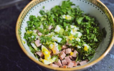 Atenție la siluetă! Nutriționiștii dezvăluie alimentele „false” sănătoase