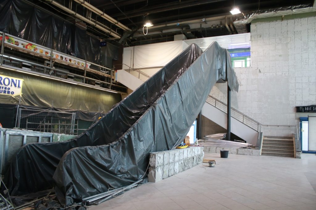 Ascensoare, trotuare și scări rulante noi la Otopeni: Contract de 24 milioane lei