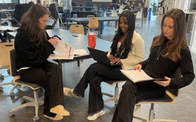 Suedia, școlile revin la manuale: Scrisul de mână salvează alfabetizarea?