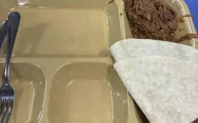 Goliciune la Casa Albă: Tăvile goale ale Marinei SUA, batjocură pentru Trump