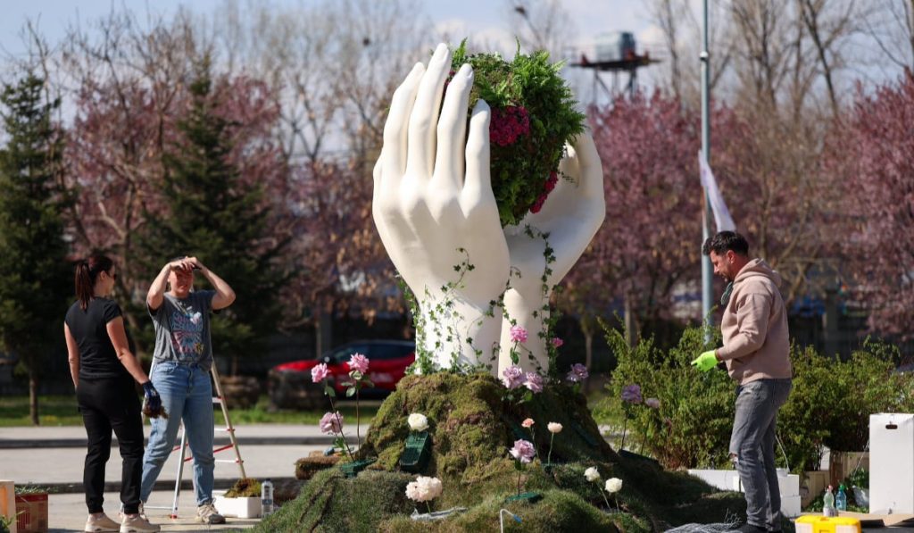 Weekendul 17-19 aprilie: Programul și primele imagini