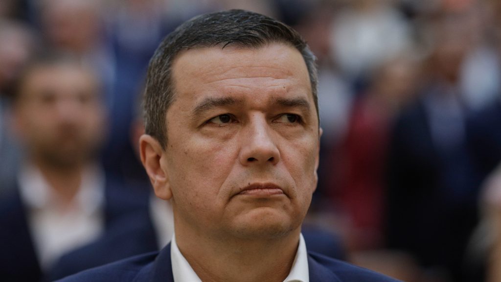 Năsui, după replica lui Grindeanu: „Se miră de ce a distrus economia”