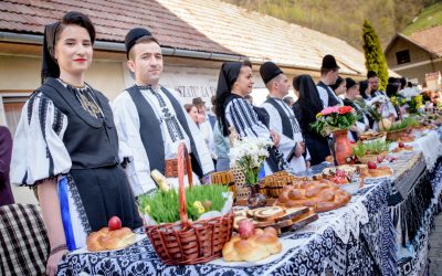 Sărbațoarea „Statu la vase” revine după Revoluție: Tradiția pentru tinerii căsătoriți