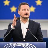 Ștefănuță, despre locuințe și tineri: „România, o provocare”