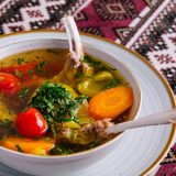 Ciorba de miel „a la Radu Anton”, vedeta paștelui: Rețeta-fenomen cucerește România