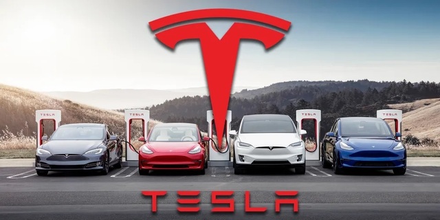 Tesla pregătește un SUV electric, subțire și accesibil – surse
