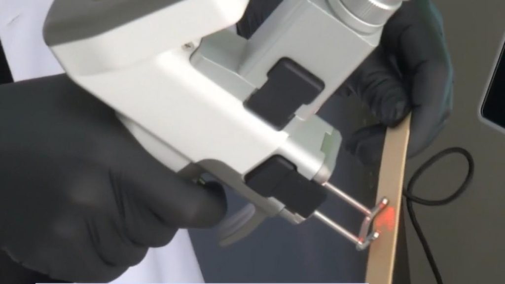 În căutarea „perfecțiunii”: Femeile din România iau cu asalt cabinetele estetice