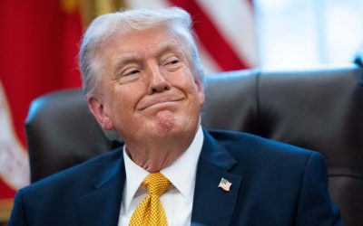 Donald Trump se compară cu Isus Hristos într-o postare controversată