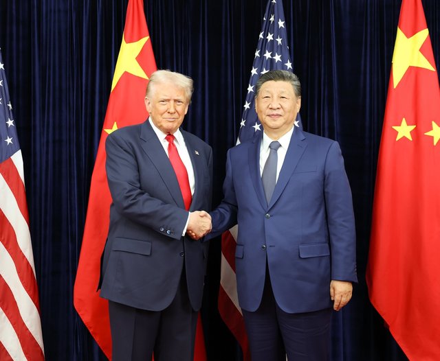 Trump, acord cu China: Deschide Strâmtoarea Ormuz. Xi Jinping, garanție anti-Iran