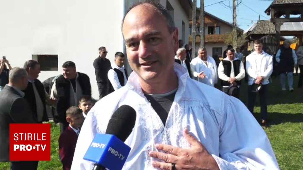 Americanul, fascinat de Paștele din Breb: „Îmi place mult România”