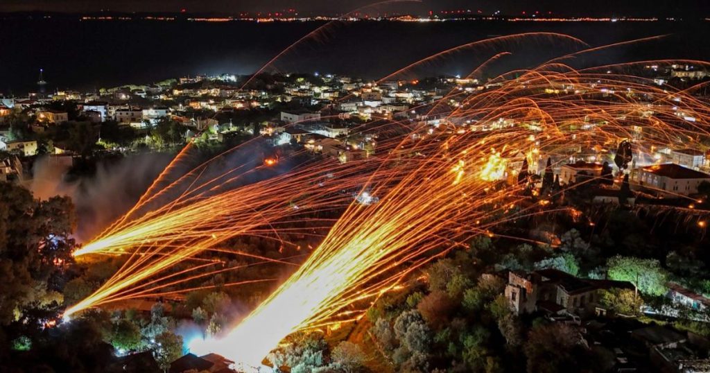 Război cu rachete în Grăcia, de Paște: Două biserici își dispută Învierea