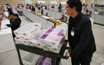 Poșta SUA, campanie amplă pentru votul prin corespondență, în plină dezbatere