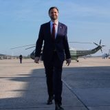 Vance avertizează Iranul: Nu vă jucați cu SUA! Negocieri pe agenda