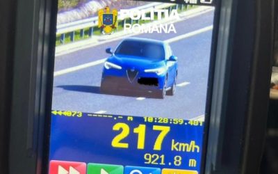 Olt: Șoferul a zburat cu 217 km/h pe DEX 12. Amendă și suspendare