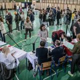 Alerte cu bombă în Ungaria: Tensiune la vot, participare istorică