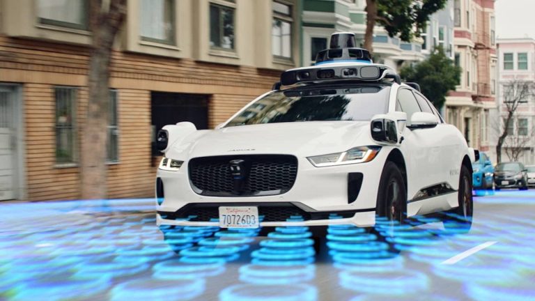 Waymo, lider detașat în cursa robotaxiurilor