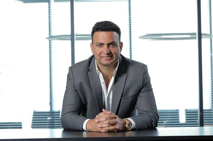 Hagag intră în energie: Cofondatorul vrea o platformă integrată