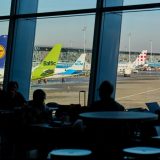 Scumpiri drastice la zboruri în Europa? Kerosenul mai ajunge 6 săptămâni!