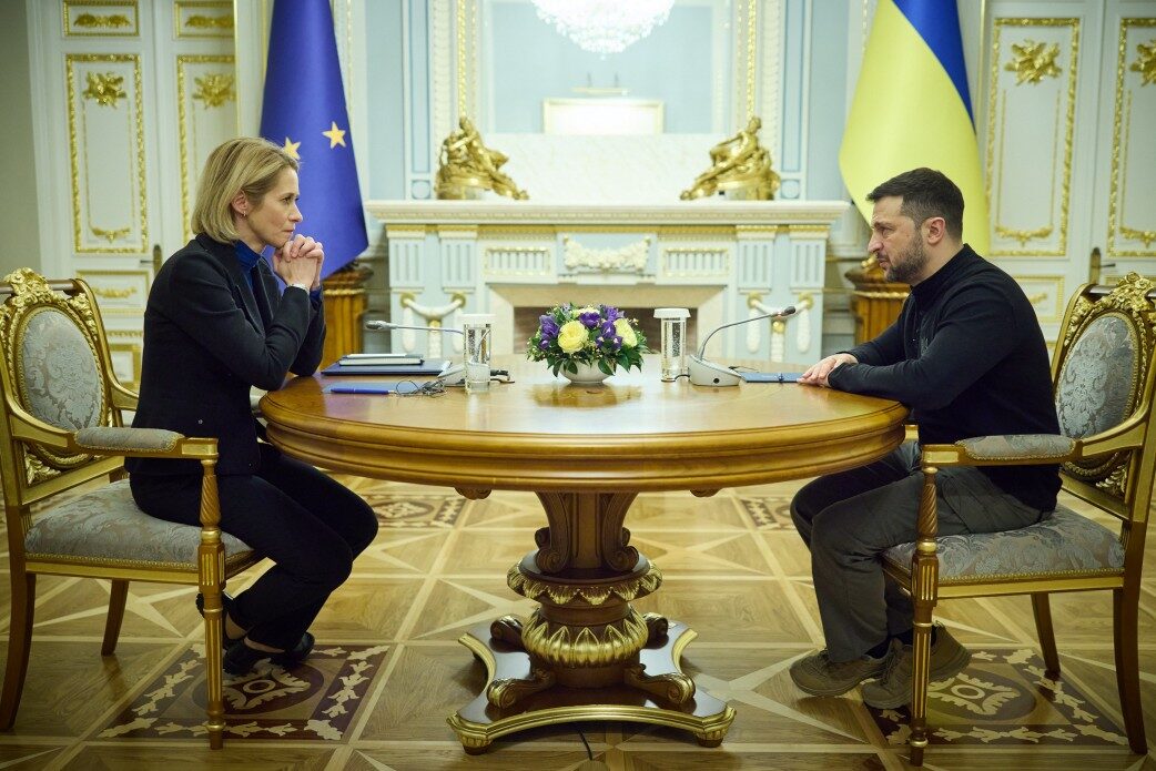 UE aprobă împrumutul de 90 miliarde euro pentru Ucraina, Zelenski merge la Cipru