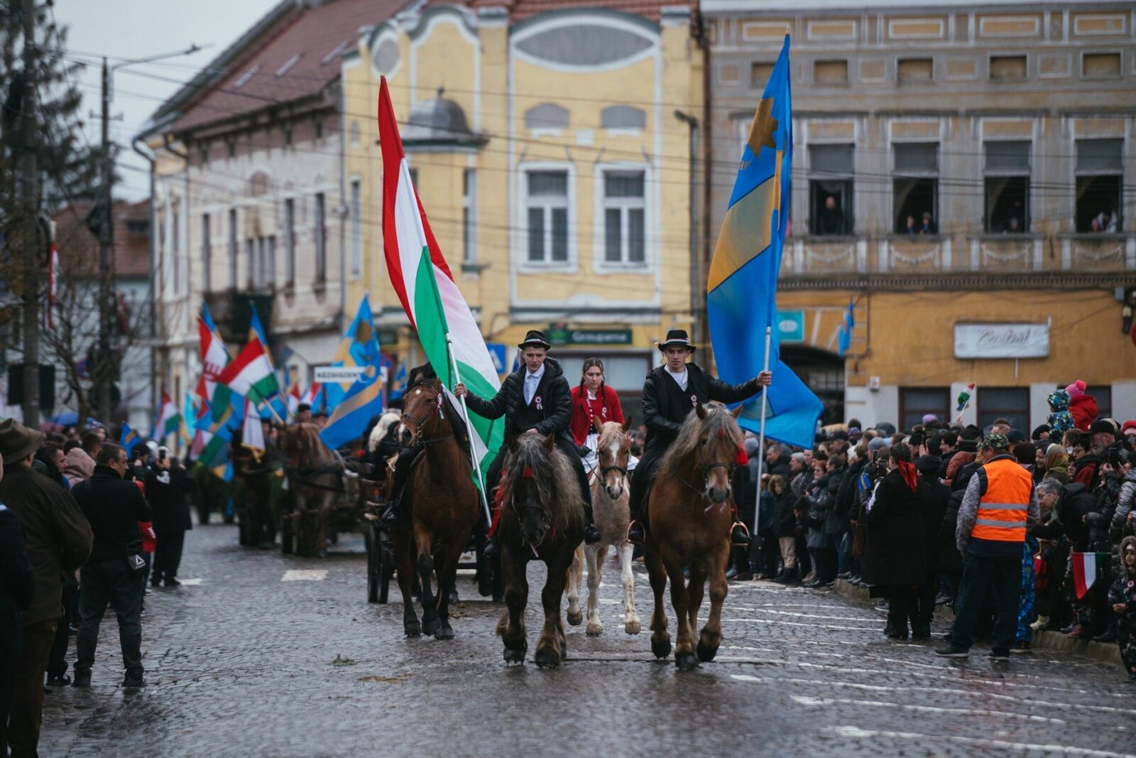 Maghiarii din România, vot DECISIV în alegerile din Ungaria?