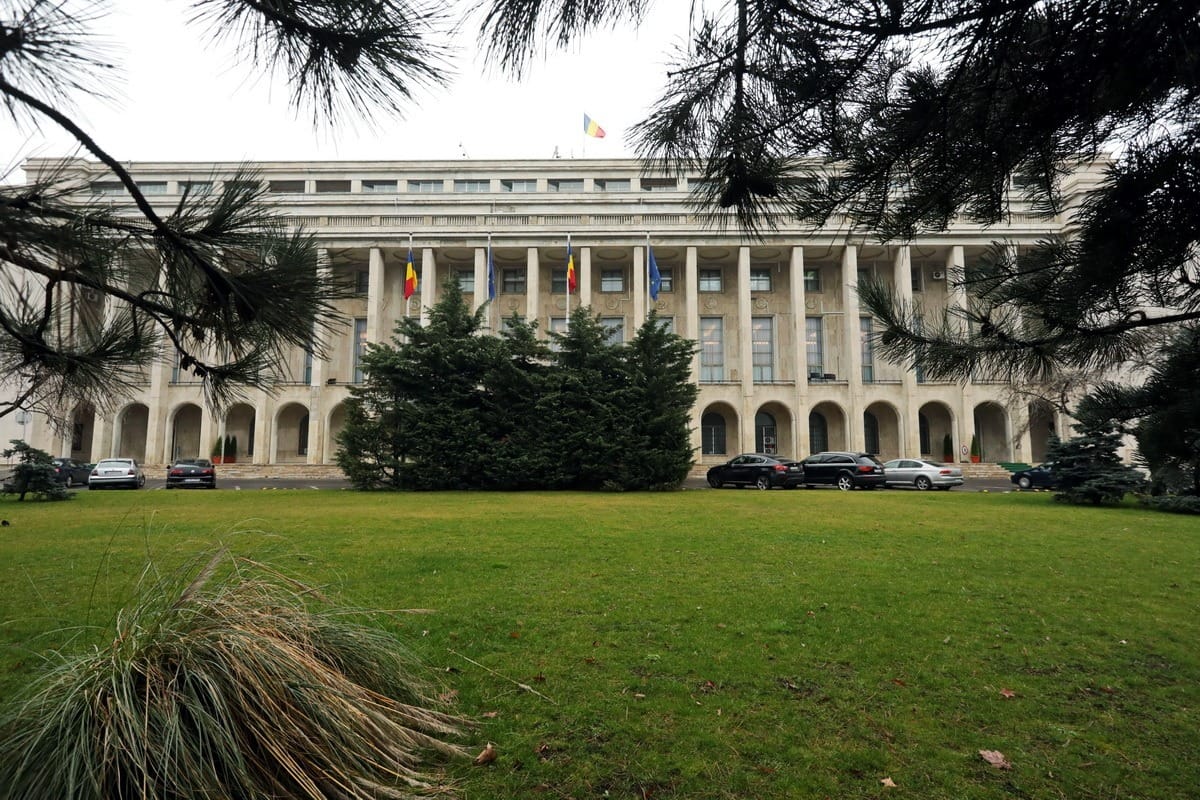 Guvernul lansează platformă digitală pentru industria din România, legături cu proiectul SAFE