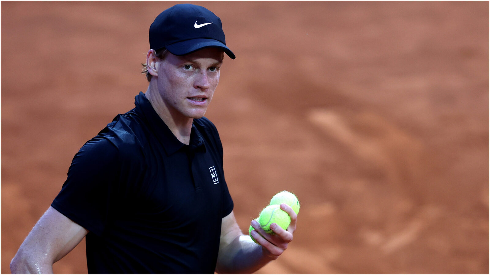 Sinner, eliminat de Cerundolo la Roland Garros: Un meci dramatic