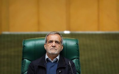 Pezeshkia a redeschis internetul în Iran: Schimbare majoră după ani de cenzură!