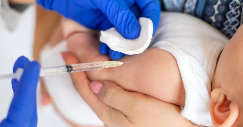 Rujeolă, oreion și rubeolă: Peste 19.000 de copii din România, nevaccinați